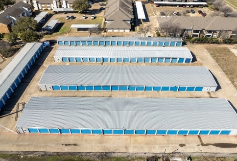 Facility photo: //images.sparefoot.com/medium/241340686f0a2eedf31.jpeg