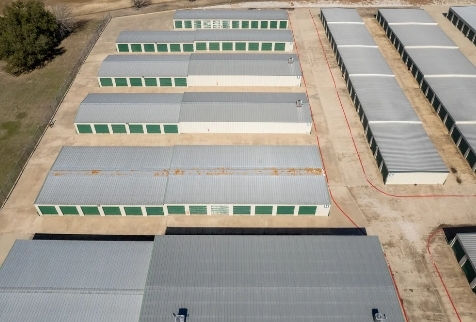 Facility photo: //images.sparefoot.com/medium/241342686f0394dd34e.jpeg