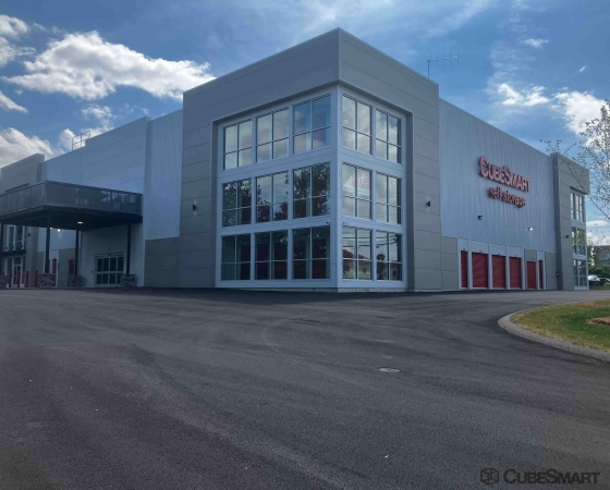Facility photo: //images.sparefoot.com/medium/241381686f7373aa1ed.jpg