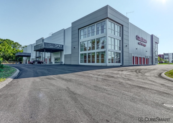 Facility photo: //images.sparefoot.com/medium/24138168c91d0b0e1a7.jpg