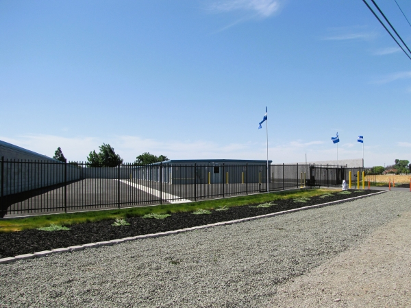 Facility photo: //images.sparefoot.com/medium/2413876866ec2a88e0f.jpg