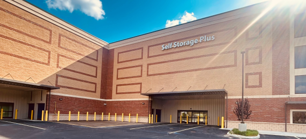 Facility photo: //images.sparefoot.com/medium/241391689a37301e77d.png
