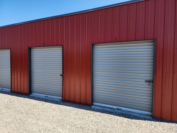 Facility photo: //images.sparefoot.com/medium/241447686ecac02665d.jpg