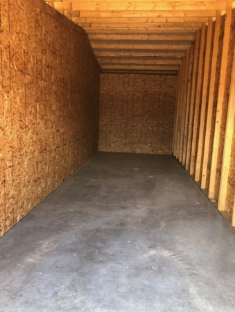 Facility photo: //images.sparefoot.com/medium/241456686fe634b722c.jpg