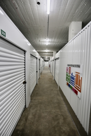 Facility photo: //images.sparefoot.com/medium/241460694ac759edc38.jpg