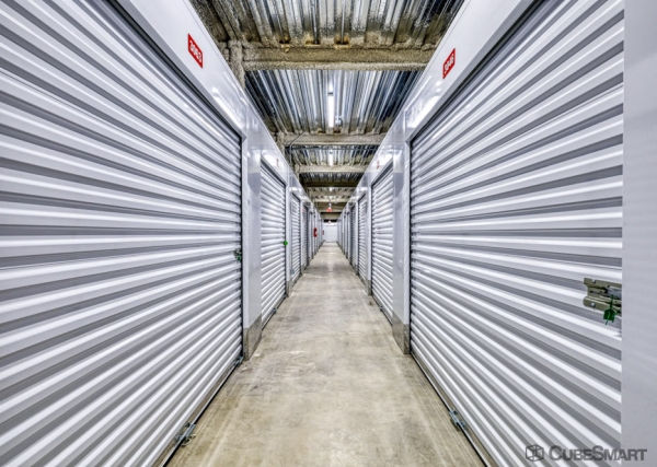 Facility photo: //images.sparefoot.com/medium/2414776a1941a507fcd.jpg