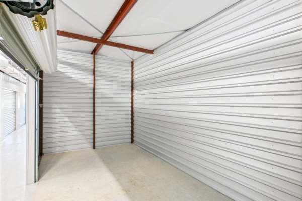 Facility photo: //images.sparefoot.com/medium/24151168a8b373f30ee.jpg