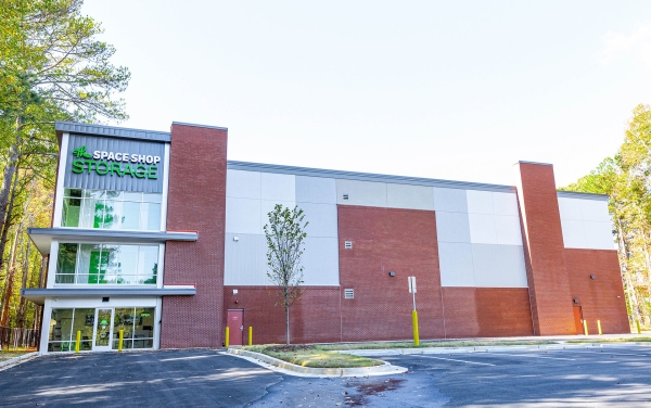 Facility photo: //images.sparefoot.com/medium/241514690cfb5212dad.jpg