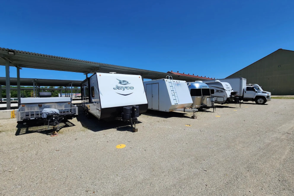 Facility photo: //images.sparefoot.com/medium/2415166878076cdb39d.png