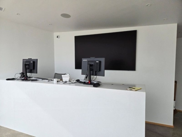 Facility photo: //images.sparefoot.com/medium/2415366908ef1dd02df.jpg