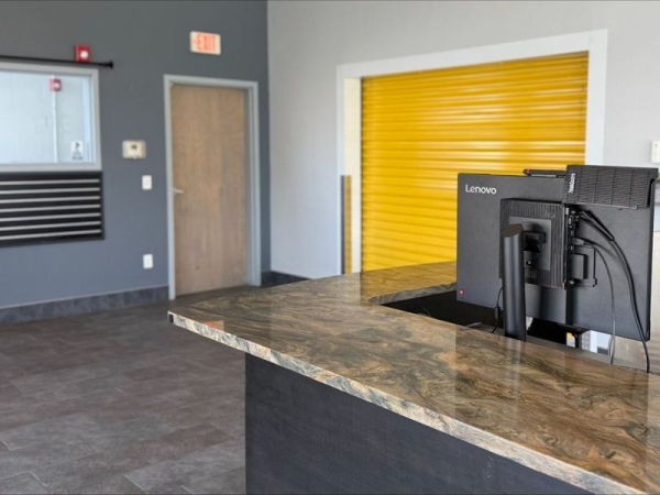 Facility photo: //images.sparefoot.com/medium/24153869039142b58d4.jpg