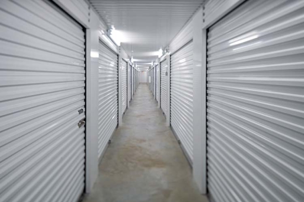 Facility photo: //images.sparefoot.com/medium/241564687ab70a00486.jpg