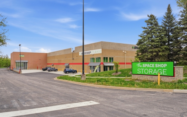 Facility photo: //images.sparefoot.com/medium/24157869f37816e20bd.jpg