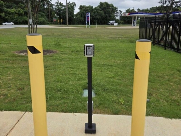 Facility photo: //images.sparefoot.com/medium/241583690285d25c287.jpg