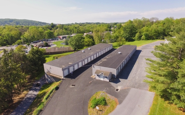 Facility photo: //images.sparefoot.com/medium/24160168829075a24f9.jpg