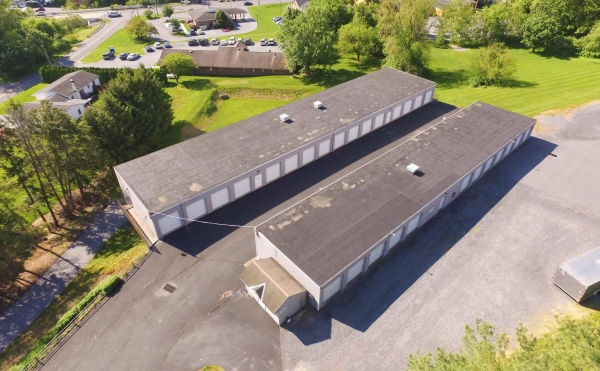 Facility photo: //images.sparefoot.com/medium/2416016882908eea0e5.jpg
