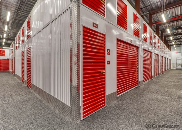 Facility photo: //images.sparefoot.com/medium/24161069032c7a7f77e.jpg