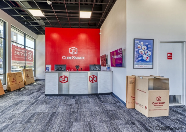 Facility photo: //images.sparefoot.com/medium/241610693d360f78433.jpg