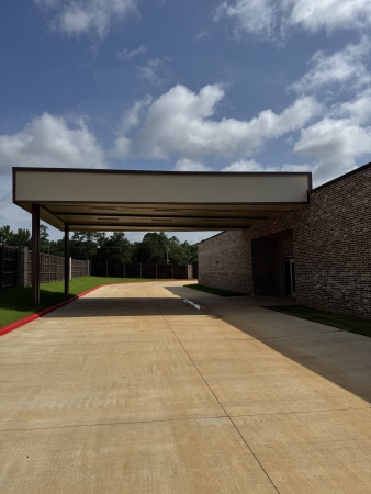 Facility photo: //images.sparefoot.com/medium/24161368813576afd24.jpg