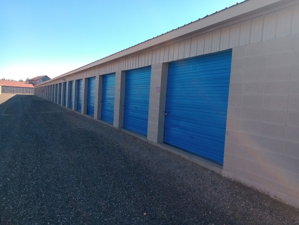 Facility photo: //images.sparefoot.com/medium/241615698ca097df975.jpeg