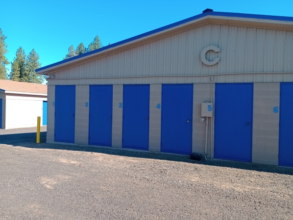 Facility photo: //images.sparefoot.com/medium/241615698ca09ddb61e.jpeg