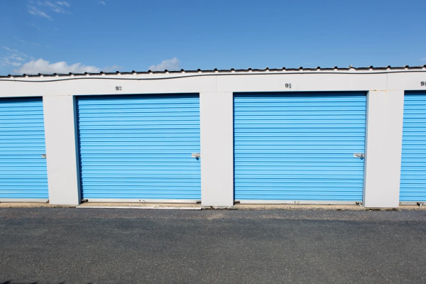 Facility photo: //images.sparefoot.com/medium/2416246883ce66b90ac.png