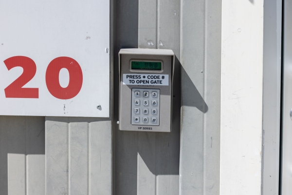 Facility photo: //images.sparefoot.com/medium/24162668b9b923e2689.jpg