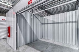 Facility photo: //images.sparefoot.com/medium/241627688254bf0c03a.jpg