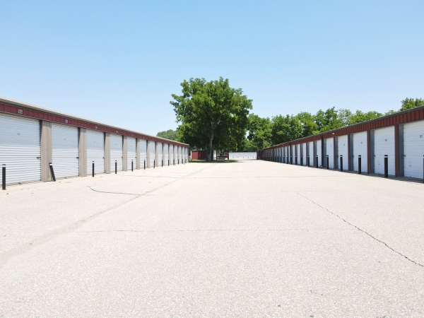 Facility photo: //images.sparefoot.com/medium/241633691758c6c13a4.jpg