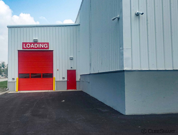 Facility photo: //images.sparefoot.com/medium/24164168946579c868e.jpg