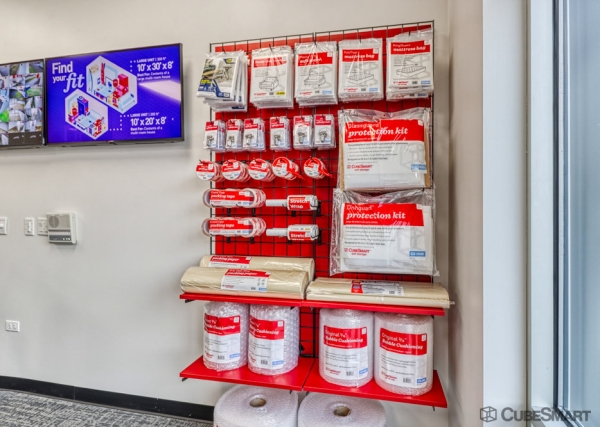 Facility photo: //images.sparefoot.com/medium/24164169772bb1c0f22.jpg