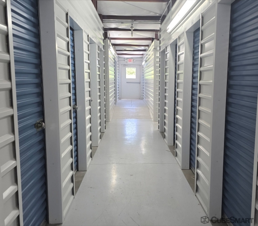 Storage Units at CubeSmart Self Storage - Industry Parkway - 112 Industry Parkway
