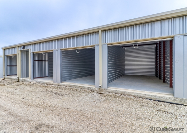 Facility photo: //images.sparefoot.com/medium/24166069fc62d8a6246.jpg