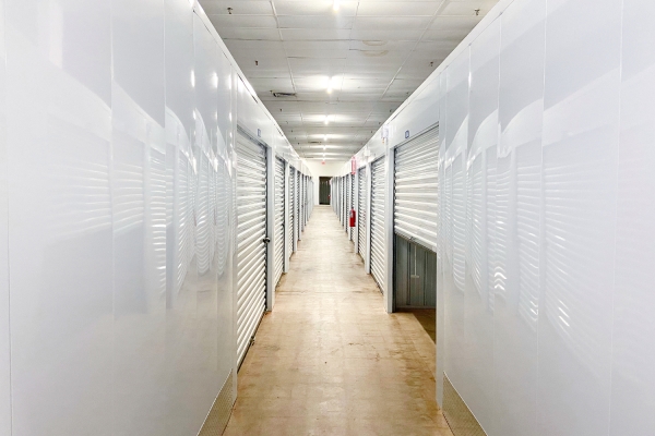 Facility photo: //images.sparefoot.com/medium/24168268b805c061f6b.jpg