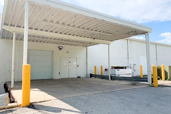 Facility photo: //images.sparefoot.com/medium/24168368b7ee3b398c5.jpg