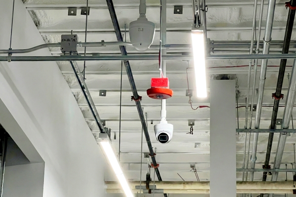 Facility photo: //images.sparefoot.com/medium/2416866940bea58e7f0.jpg