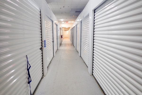 Facility photo: //images.sparefoot.com/medium/24170368b7ed7312652.jpg