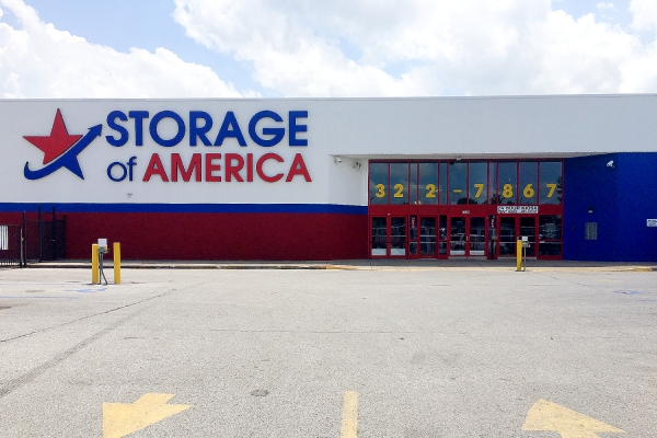 Facility photo: //images.sparefoot.com/medium/24171868b8021c65f75.jpg