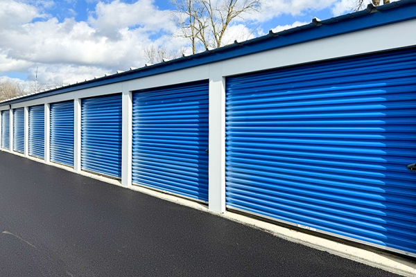 Facility photo: //images.sparefoot.com/medium/24172968a62a03eae1c.png