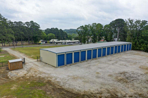 Facility photo: //images.sparefoot.com/medium/241742688bd2d500de4.jpg