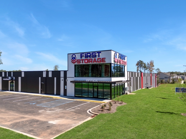 Facility photo: //images.sparefoot.com/medium/2417476914ea1d0ec19.jpg