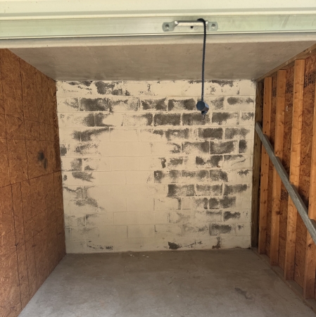 Facility photo: //images.sparefoot.com/medium/2417616892160bd5302.jpg
