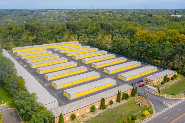 Facility photo: //images.sparefoot.com/medium/241778689108e7b6ce1.jpg