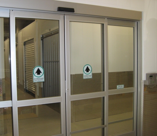 Facility photo: //images.sparefoot.com/medium/241780689115ca1ed5c.jpg