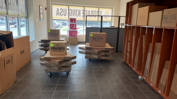 Facility photo: //images.sparefoot.com/medium/241780689115d2027d5.jpg