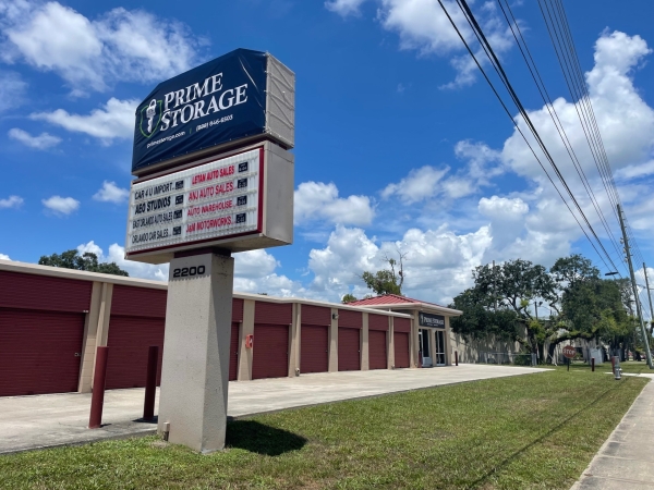 Facility photo: //images.sparefoot.com/medium/24179368a339dc0235b.jpg