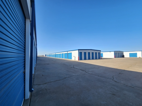 Facility photo: //images.sparefoot.com/medium/24180968955e1388a53.jpg