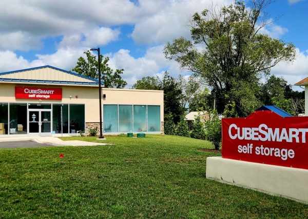 Facility photo: //images.sparefoot.com/medium/2418276896f6996f0bc.jpg