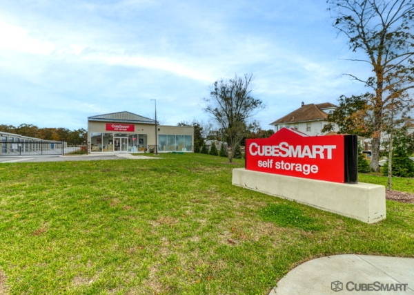 Facility photo: //images.sparefoot.com/medium/2418276985acd72c610.jpg