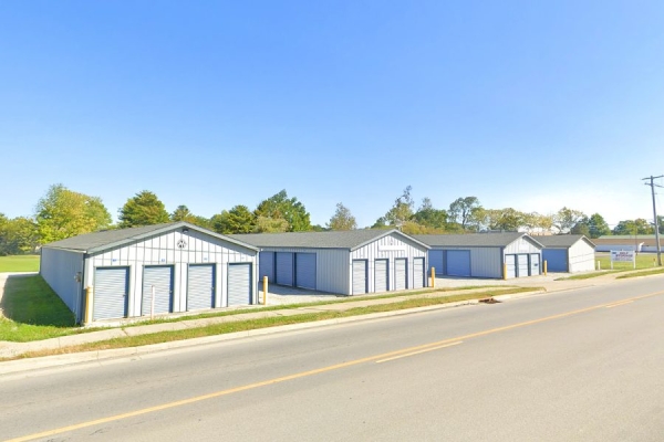 Facility photo: //images.sparefoot.com/medium/241855689f7057ce21e.jpg